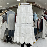 设计感小众镂空刺绣蕾丝，半身裙度假风沙滩，a字裙超仙白色绣花长裙