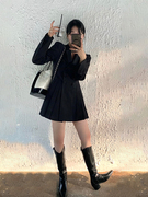 黑色西装连衣裙女装2023秋款法式气质收腰双排，扣百褶小黑裙赫本风