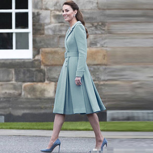 凯特王妃同款外套裙通勤西装领浅蓝色长袖收腰中长款风衣2023春秋