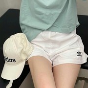 阿迪达斯三叶草白色短裤女夏季纯棉运动裤透气三分瑜伽热裤女