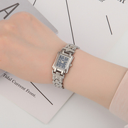 海达手表手链款式银色，白钢方形简约刻度大气石英女表库存