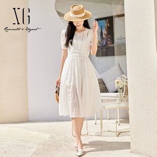 XG雪歌镂空白色短袖连衣裙2023夏季高腰A字裙女XJ204578A851