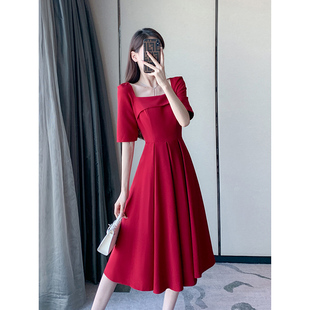 法式方领红色连衣裙女夏高端轻奢气质，女神范平时(范，平时)可穿宴会敬酒礼服