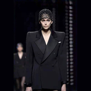 时尚明星刘嘉玲kaia同款OL显瘦中长款气质双排扣黑色西装外套2023