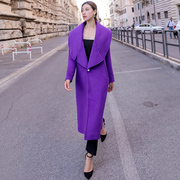 高级感紫色毛呢大衣，2024冬季女装时尚，韩版大翻领长款百搭外套