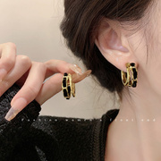 复古气质黑色耳圈耳环，2023小众设计感耳钉，女轻奢高级感耳饰品