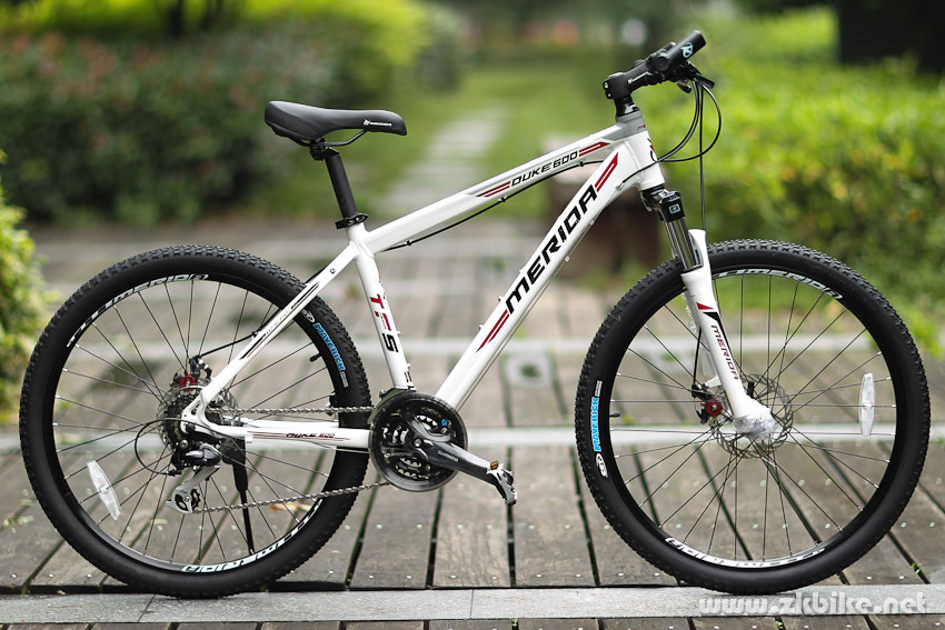 利达公爵650(13款公爵600)买一送八 有发票 包