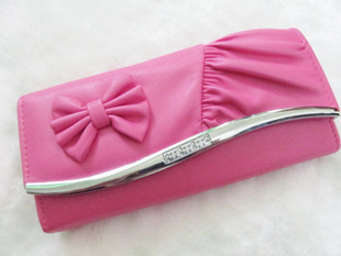 要钱包可以放手机和钱。–淘宝箱包配饰购物问