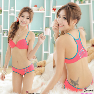 <em>货到付款文胸 背心</em>式胸罩 棉料文胸小套装 前搭