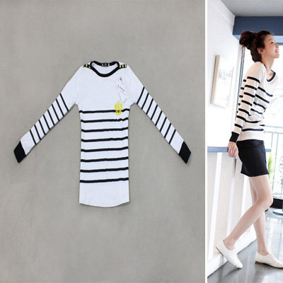 2012 spring new Korean ladies round neck fashion Navy base shirt was thin striped long-sleeved T-shirt 1313