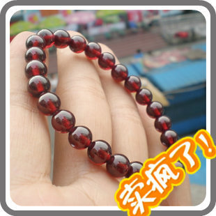  手链 石榴石 天然水晶极品酒红 赛碧玺 本命年养颜助睡眠女