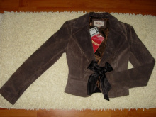 独家！<span class=H>ON</span><span class=H>LY</span>专柜正品 摩登 蝴蝶结 磨砂猪皮 棕 小西服