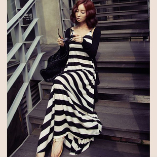  韩版春装新款 黑白条纹连衣裙 背心裙波西米亚长裙 长款裙子
