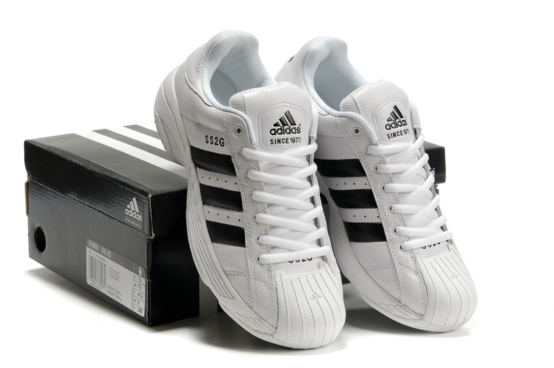 Кроссовки adidas Originals высокие 2009