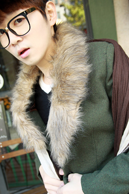 2011冬季韩国韩版修身潮内加毛个性毛领 短款西装西服男款