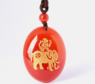  宝悟正品防伪开光年属蛇吉祥物红玛瑙红色猴象保泰石坠护身符