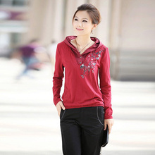 哥弟版 专柜正品牌女装2012春装新款小衫连帽衣服<span class=H>长袖</span><span class=H>带帽</span>T恤女款