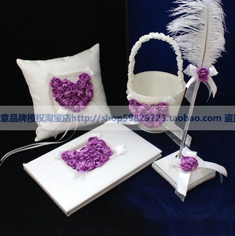 出口婚品 紫色主题婚礼套系 签到本 笔 花篮 戒枕 礼金簿 签名册 出口婚品 紫色主题婚礼套系 签到本 笔 花篮 戒枕 礼金簿 签名册