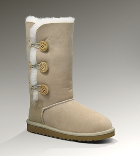  儿童雪地靴高筒男女儿童靴子羊皮毛牛筋底冬季保暖防滑鞋扣子