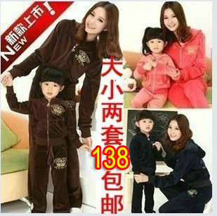  亲子装春装春款韩版男女儿童套装皇冠天鹅绒运动套装母女母子