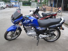 Мотоцикл Бренд Suzuki en125-2е Мото Haojue