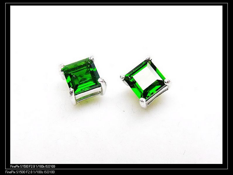 natural Chrome Diopside 5*5mm square vs Sterling Silver Platinum earrings customized Earrings gemstonein the Jewelry/Diamond/Jade/Gold , Colored stones/Precious stones , Earring category - from Buy2taobao.com to provide professional Taobao agent buy service