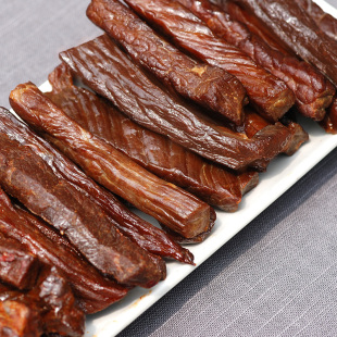  牛肉干 内蒙古特产食品 么典零食手撕风干牛肉干200g 4袋包邮特价