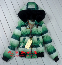 <span class=H>2010</span>冬季<span class=H>新款</span>防寒服棉衣女装冬装棉服棉外套韩版小棉袄 厚外套