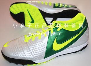  小李子：专柜正品NIKE CTR360 LIBRETTO III TF 碎钉中端足球鞋