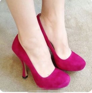  呛口小辣椒 ASUKA本店购 1.4号秀 红色高跟鞋  结婚鞋