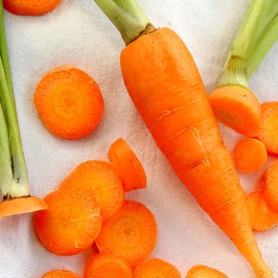  【新品】嘉仕有机蔬菜 新鲜胡萝卜400g原汁原味 沙拉果蔬推荐食材