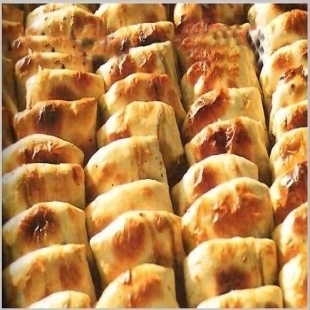  新疆烤包子  新疆特色美食 私房菜  烤羊肉包子 新疆特产 风味