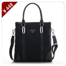 �������¿��а� ����� ���İ� PRADA�����������а� б���