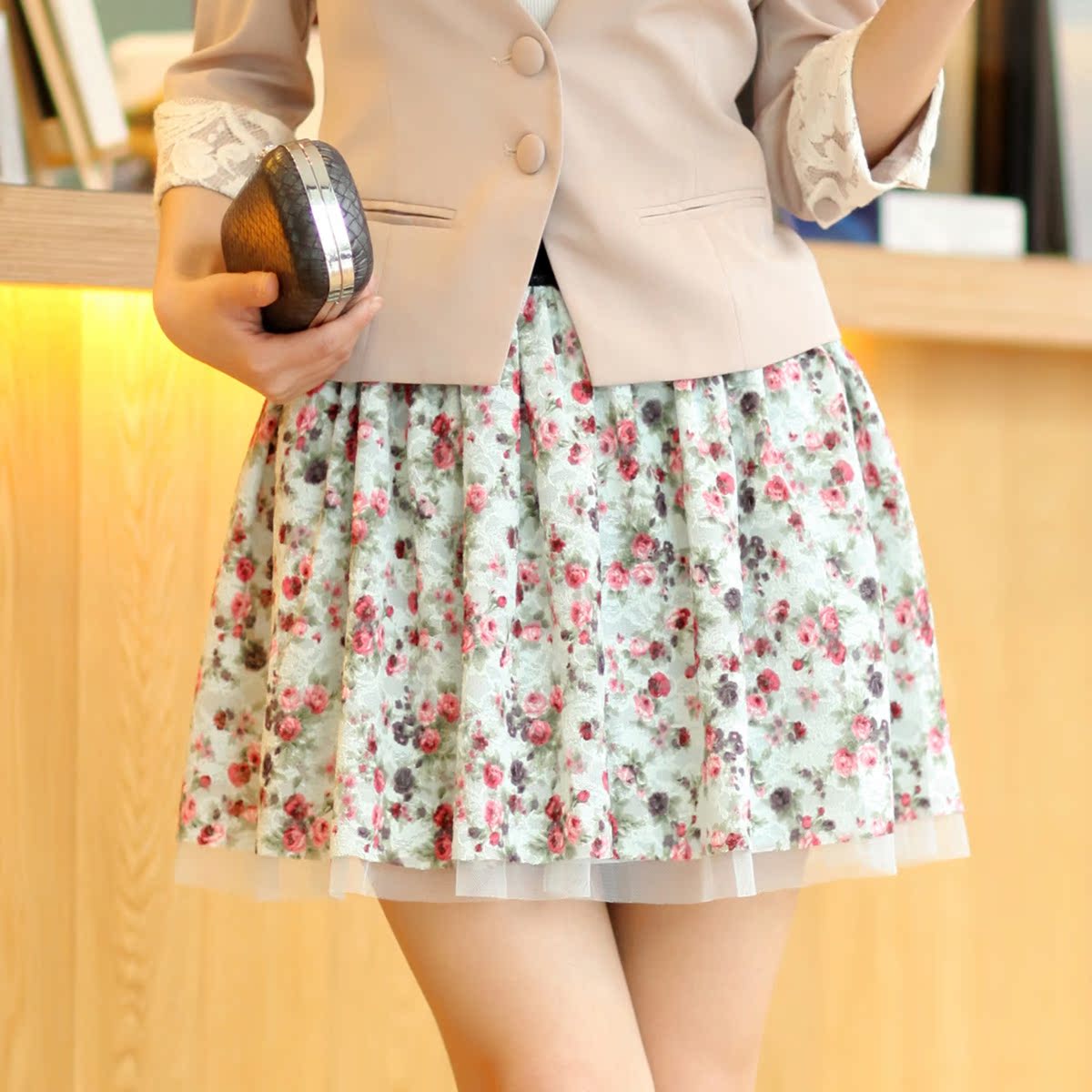 http://img02.taobaocdn.com/bao/uploaded/i2/T1Bb56XfltXXcc9c7W_022759.jpg