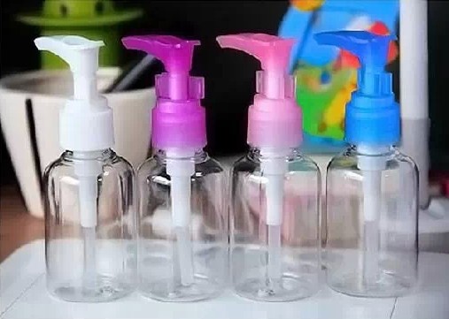 压嘴瓶/挤压瓶/按压瓶 分装瓶50ML 颜色随机哈在类目 家庭/个人清洁工具, 个人洗护清洁用具, 喷瓶/面霜分装瓶中 - 来自Buy2taobao.com提供专业的淘宝代购服务