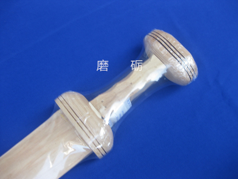 龙泉正宗宝剑木剑罗马木剑玩具木质剑硬木舞台表演道具儿童玩具在类目 特色手工艺, 地区民间特色手工艺, 刀剑相关, 刀剑中 - 来自Buy2taobao.com提供专业的淘宝代购服务