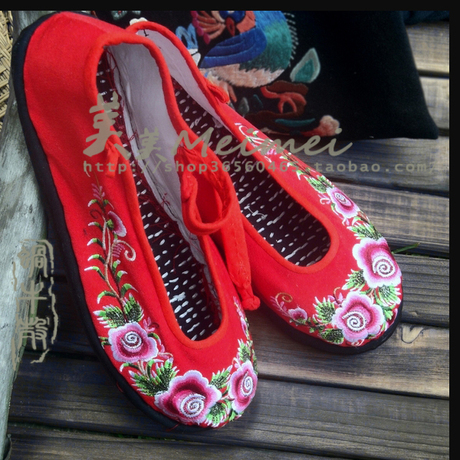中式婚鞋配秀禾服汉服新娘鞋手工千层底绣花鞋