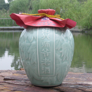  绍兴师爷 绍兴黄酒 8年青瓷太雕酒 甜型黄酒 老厂房老味道