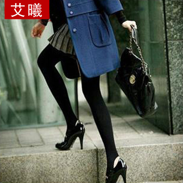 艾曦2012女装春装新款韩版潮大码显瘦加厚竹炭踩脚打底裤袜裤包邮