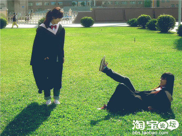 80后<em>大学寝室四姐妹</em>放弃工作携手奋战淘宝的