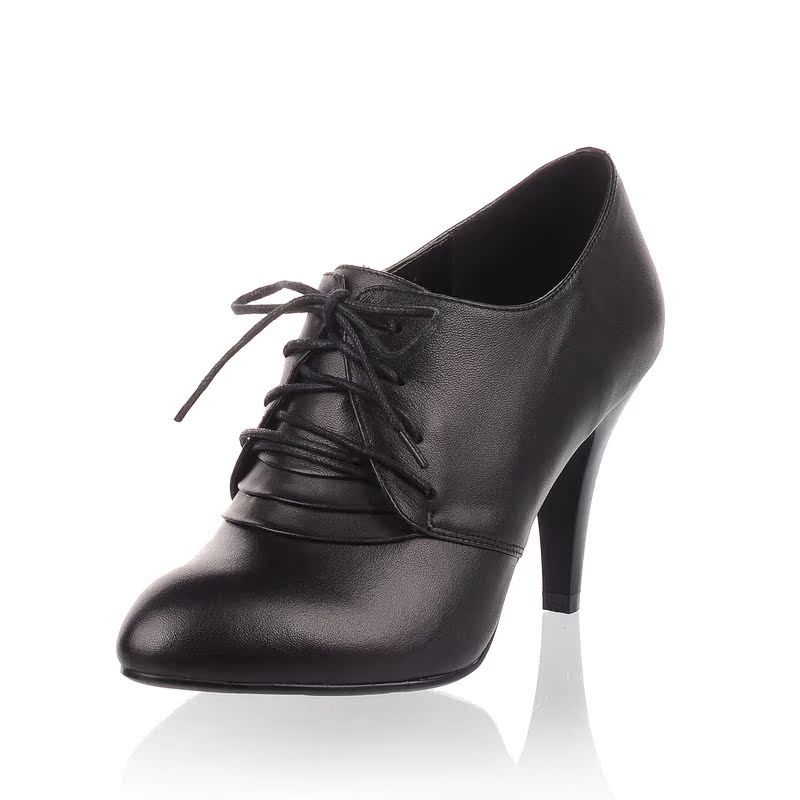 短靴真皮及裸靴时尚...