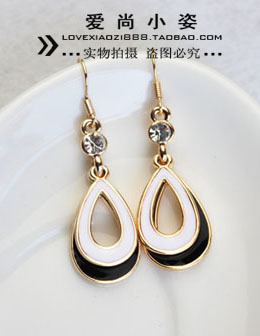 2012新款 韩版镶钻 水滴滴油黑白双层耳环 复古耳坠耳钉女 2012新款 韩版镶钻 水滴滴油黑白双层耳环 复古耳坠耳钉女