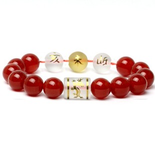  映运开光年吉祥物天然红玛瑙四神兽青龙猪兔羊亥卯未三奇手链