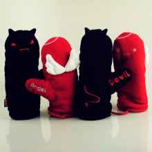 预售快递停运节后发货 记忆日原创天使恶魔情侣手套 红黑各一双