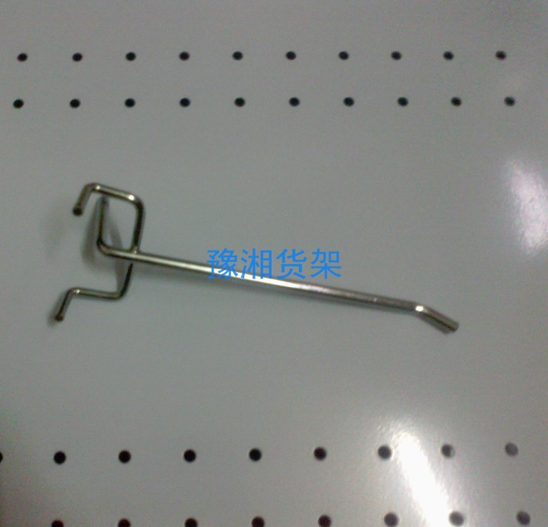 三脚挂钩 洞孔板挂钩 孔板挂钩五金工具挂钩苹果挂钩饰品挂钩货架在类目 商业/办公家具, 货架/展柜, 货架附件中 - 来自Buy2taobao.com提供专业的淘宝代购服务