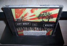 �����ڰ��ֵ�Ӣ������ҡ���ֶ�Art Brut Vs. Satan ����ԭ��