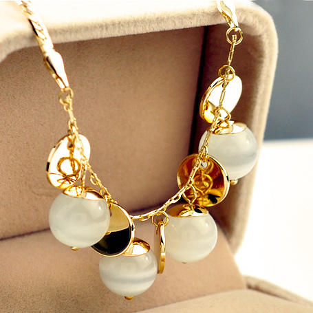 猫眼石球装饰项链...