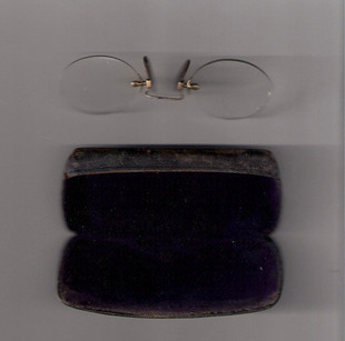 眼镜*欧洲原产19世纪初镀金鼻夹式老花镜