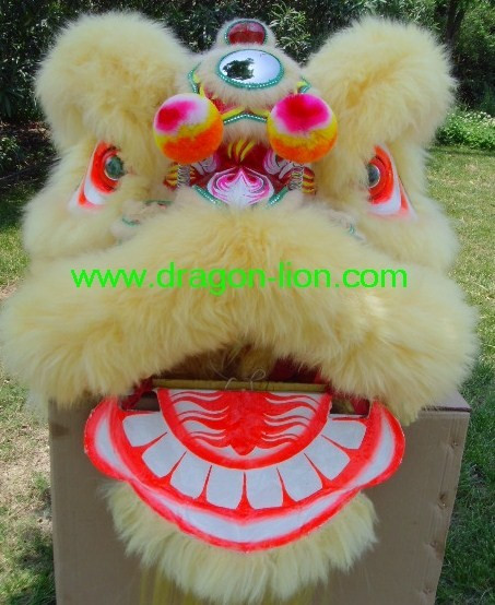 正品龙灯狮子舞狮道具龙狮舞狮子头羊毛米黄色佛装狮南狮北狮包邮|ruв категории Ручная работа, другие характеристики ремесел - от Buy2taobao.com для оказания профессиональной услуги покупки агента Taobao