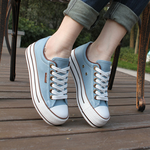 韩版女式系带帆布鞋...